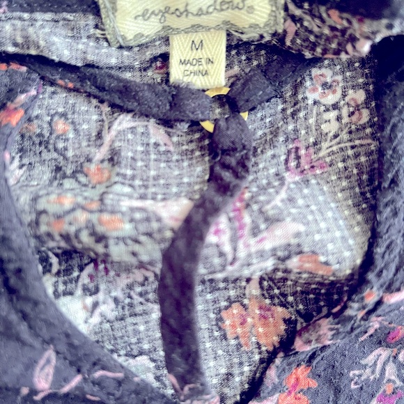 eyeshadow Keyhole V-neck Floral purple/pink Ruffled Waist 3/4 Sleeves Top size M - Picture 4 of 6